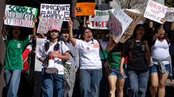 Anti-ICE walkout exposes how school district 'failed' parents, risked student safety: 'Broken my trust' Gold Coast Accountants
