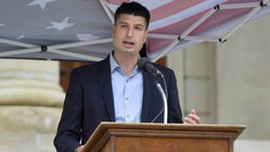Congressman Tom Barrett: 'Being a socialist should disqualify him for people's consideration in my district' Gold Coast Accountants