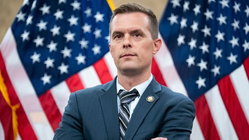 Outgoing House Democrat backs incumbent Republican lawmaker for re-election Gold Coast Accountants