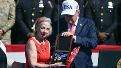 Trump posthumously awards Medal of Freedom to 9/11's 'man in red bandana' Gold Coast Accountants